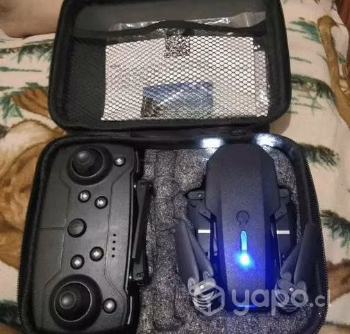 Drone E88 Doble Cámara Con Accesorio Plegable Wifi - Imagen 3