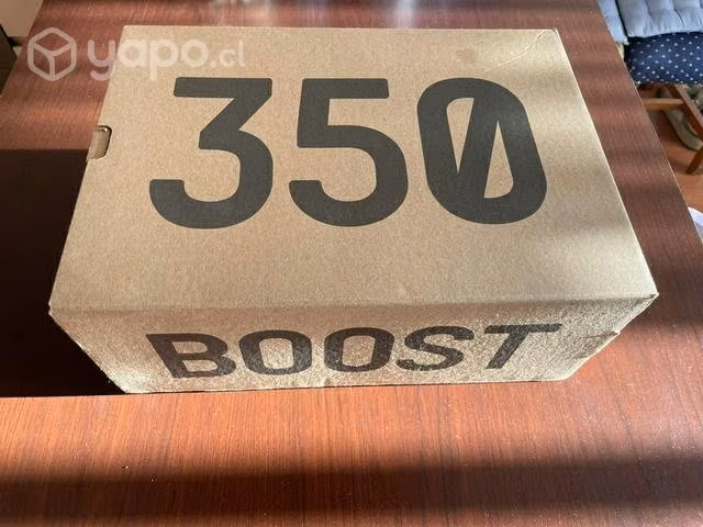 Yeezy 350 V2 ónix