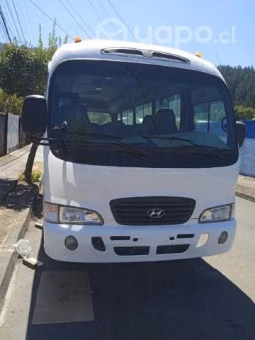 BUS HYUNDAI county