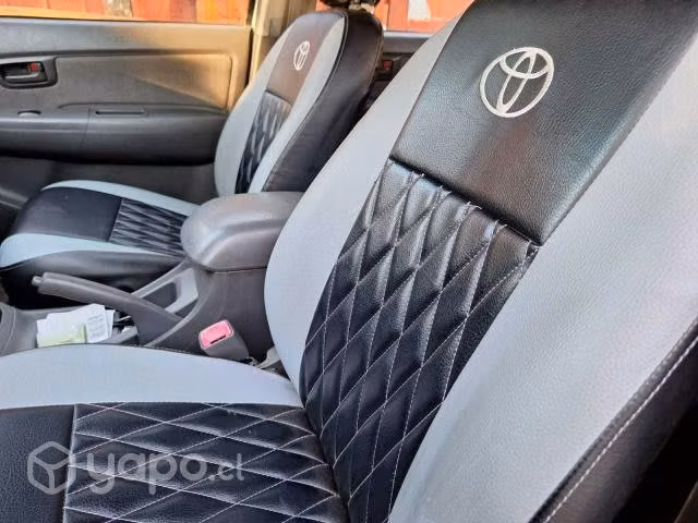 Toyota hilux 2015