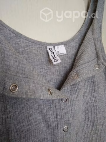 Polera gris H&M