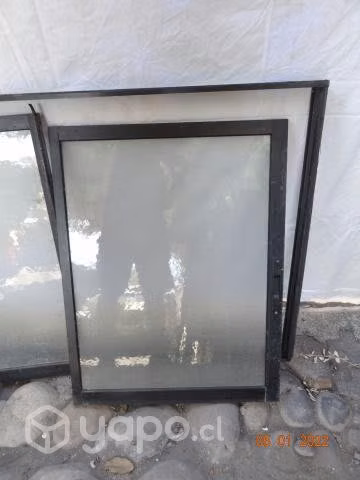 7 ventanas de aluminio marco color bronce y una de