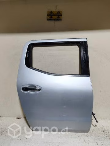Puerta Nissan np300 trasera derecha /rgd01m02j