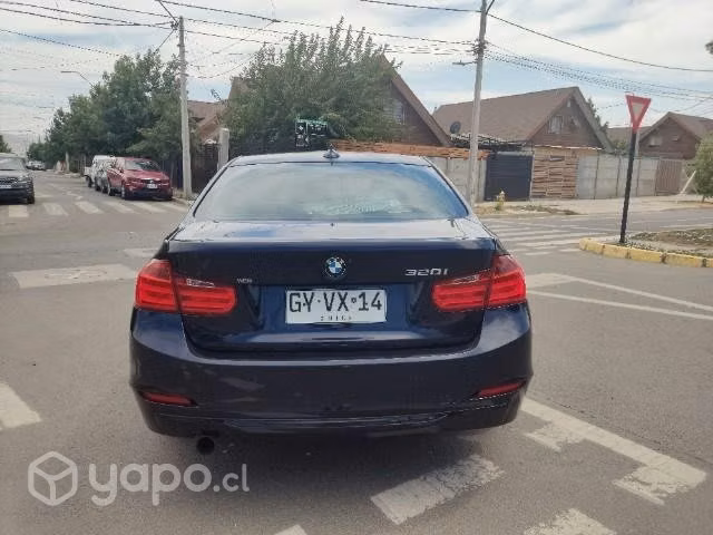 Permuto bmw 320i por camioneta 4x4