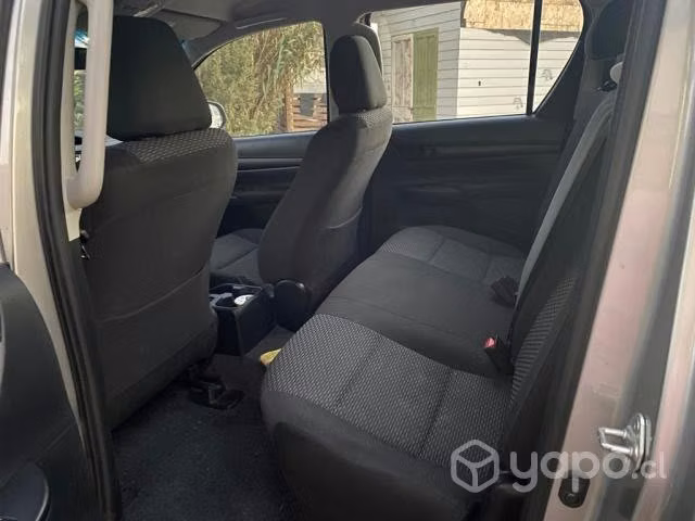 Toyota hilux 2021