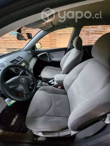 Toyota rav4 2011