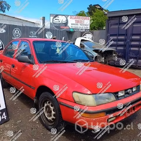 Tapabarro derecho Toyota Corolla 1993