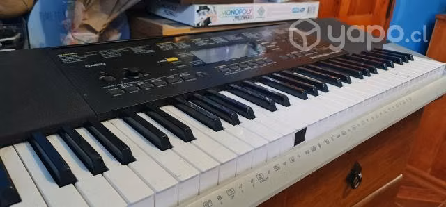 Teclado Casio CTK-4400