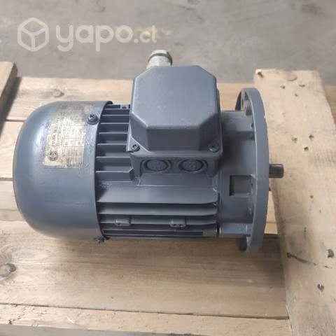 Motor 0,5HP (0,37KW) 4P Frame 71 B5 380V (reacondi