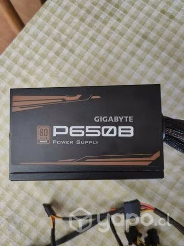 Fuente de poder Gigabyte 650W +80 bronce