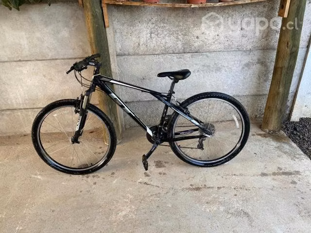 Bicicleta Avalanche Comp Unisex Gt