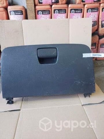 Guantera tracker 1.8 2017