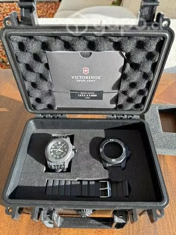 Reloj Victorinox INOX Carbon Black