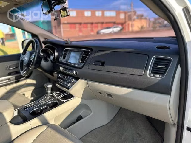 Kia motors carnival 2019