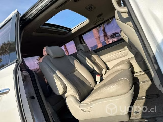 Kia motors carnival 2019