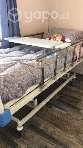 Cama clínica eléctrica