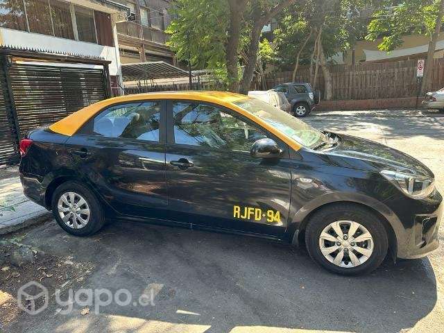 Kia soluto taxi - Imagen 2