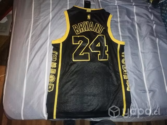 Poleras nuevas de basketball