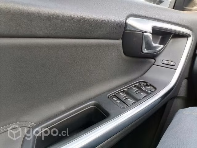 Volvo s60 t4 1.6 full aut. año 2015