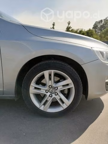 Volvo s60 t4 1.6 full aut. año 2015