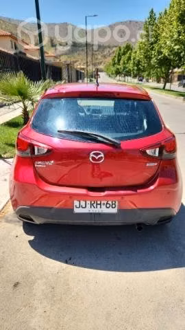Vende Mazda 2 impecable