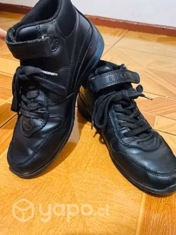 Zapato escolar mujer