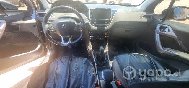 Peugeot 2008 2016