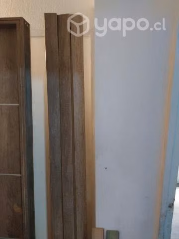 Puerta de madera interior