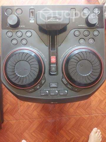 Parlante LG de 500w - Imagen 3