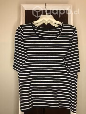 Polera Negro y Blanco