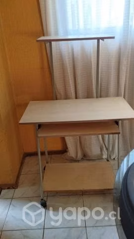 Escritorio de madera para PC