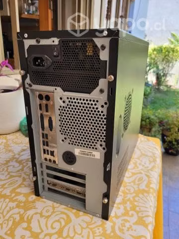 Caja Tower con fuente y lector de CD + Accesorios - Imagen 2