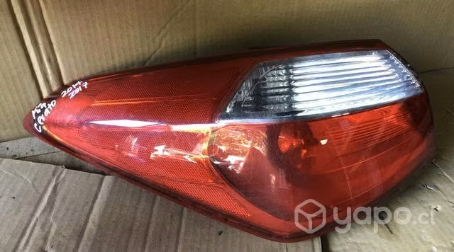 Foco Kia cerato