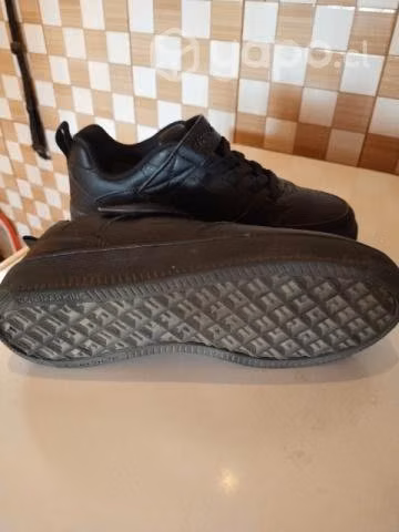 Zapatillas negras 35