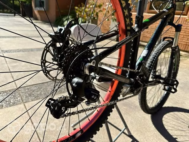 Bici cross enduro hibrida, se permuta o se vende