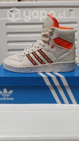 Adidas Rivalry