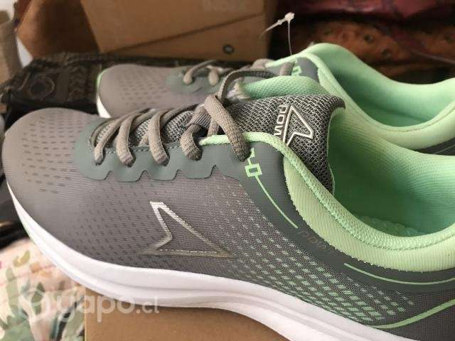 Zapatillas power de mujer nuevas - Imagen 2