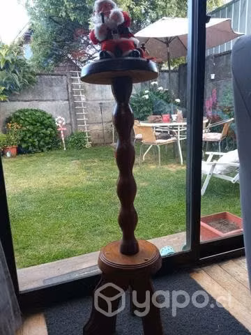 Hermosa mesita antigua de madera - Imagen 5