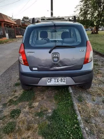 Vendo buen estado HYUNDAI 1.1 2010