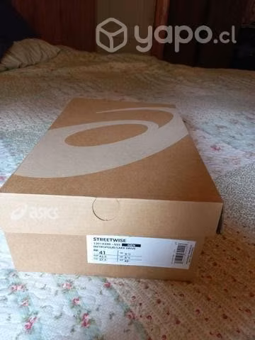Zapatillas asís