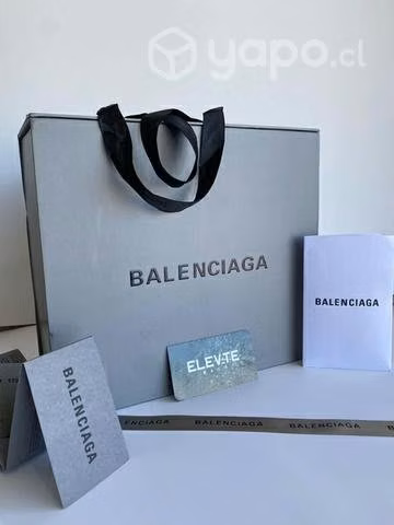 Cartera Balenciaga