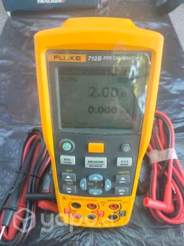 Calibrador de temperatura RTD Fluke 712B