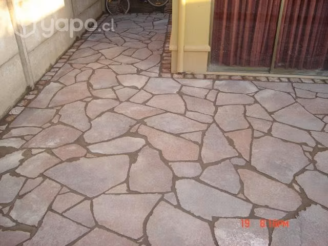 Instalacion de Piedra Laja