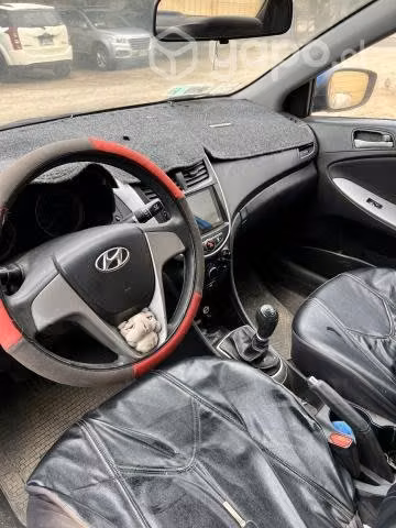 Se vende hyundai accent 2015