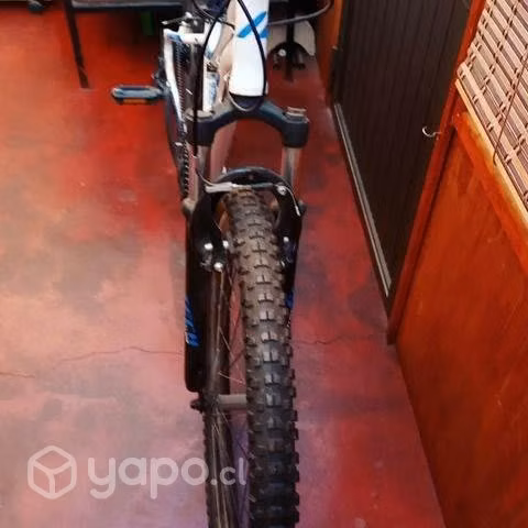 Montanbike Altitude Kuden. Aro 27.5