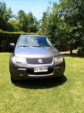 Vendo suzuki grand nomade 2.4 2011 - Imagen 5