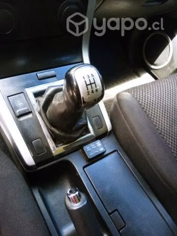 Vendo suzuki grand nomade 2.4 2011 - Imagen 2