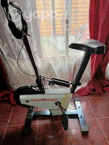 Bicicleta estática en excelente estado - Imagen 2