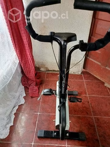 Bicicleta estática en excelente estado