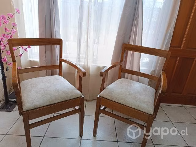 Hermosos Par de Sitiales de madera nativa